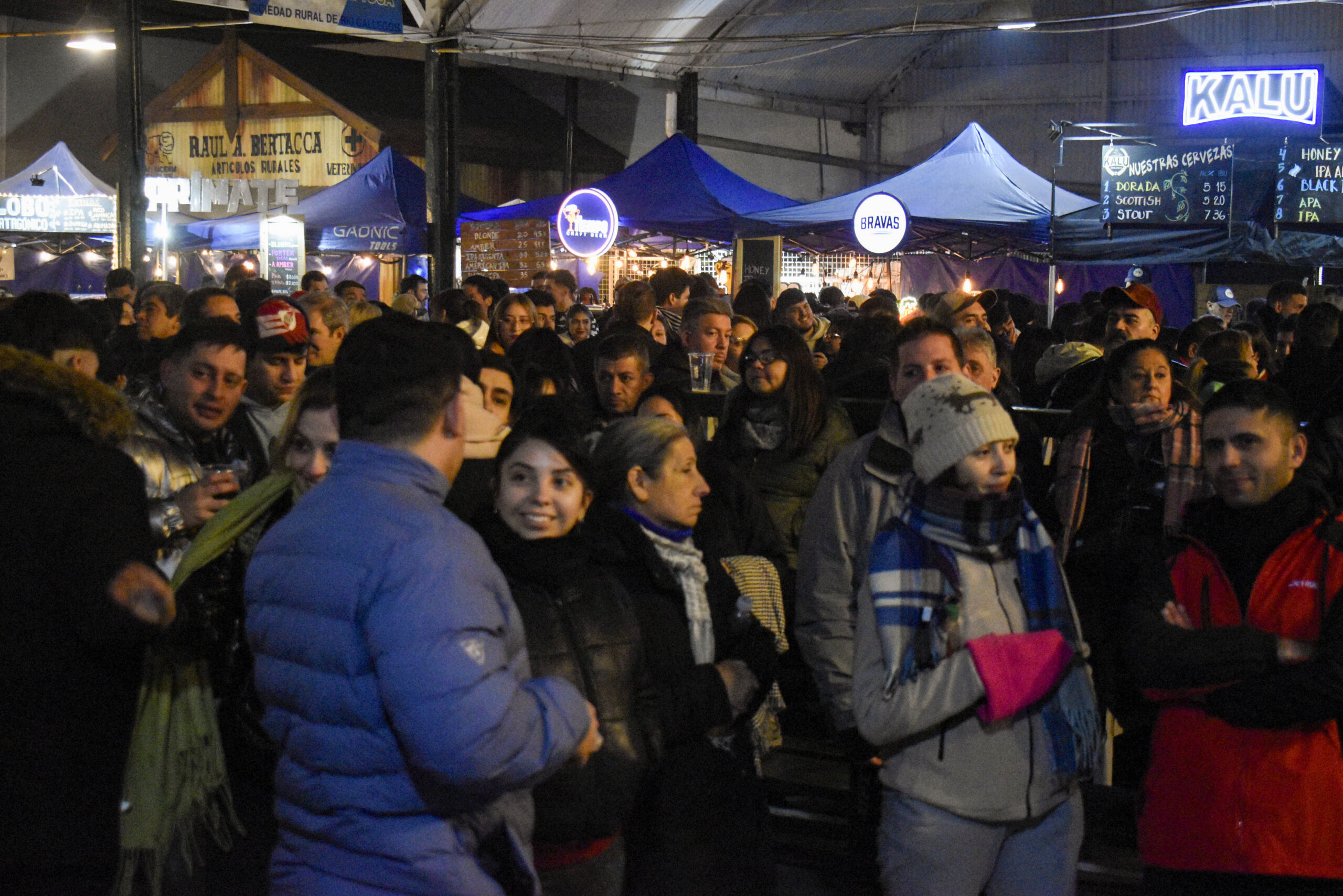 noticiaspuertosantacruz.com.ar - Imagen extraida de: https://www.riogallegos.gob.ar/noticias/dia-del-padre-exitoso-patagonian-food-festival-en-la-rural/