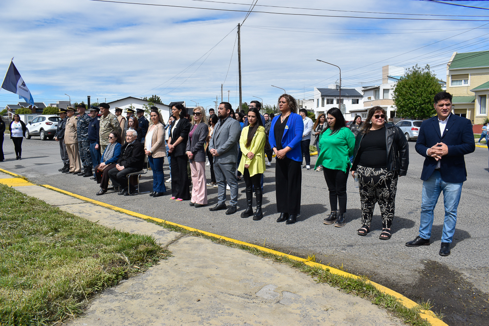 noticiaspuertosantacruz.com.ar - Imagen extraida de: https://www.riogallegos.gob.ar/noticias/rio-gallegos-conmemoro-el-dia-de-la-soberania-nacional/